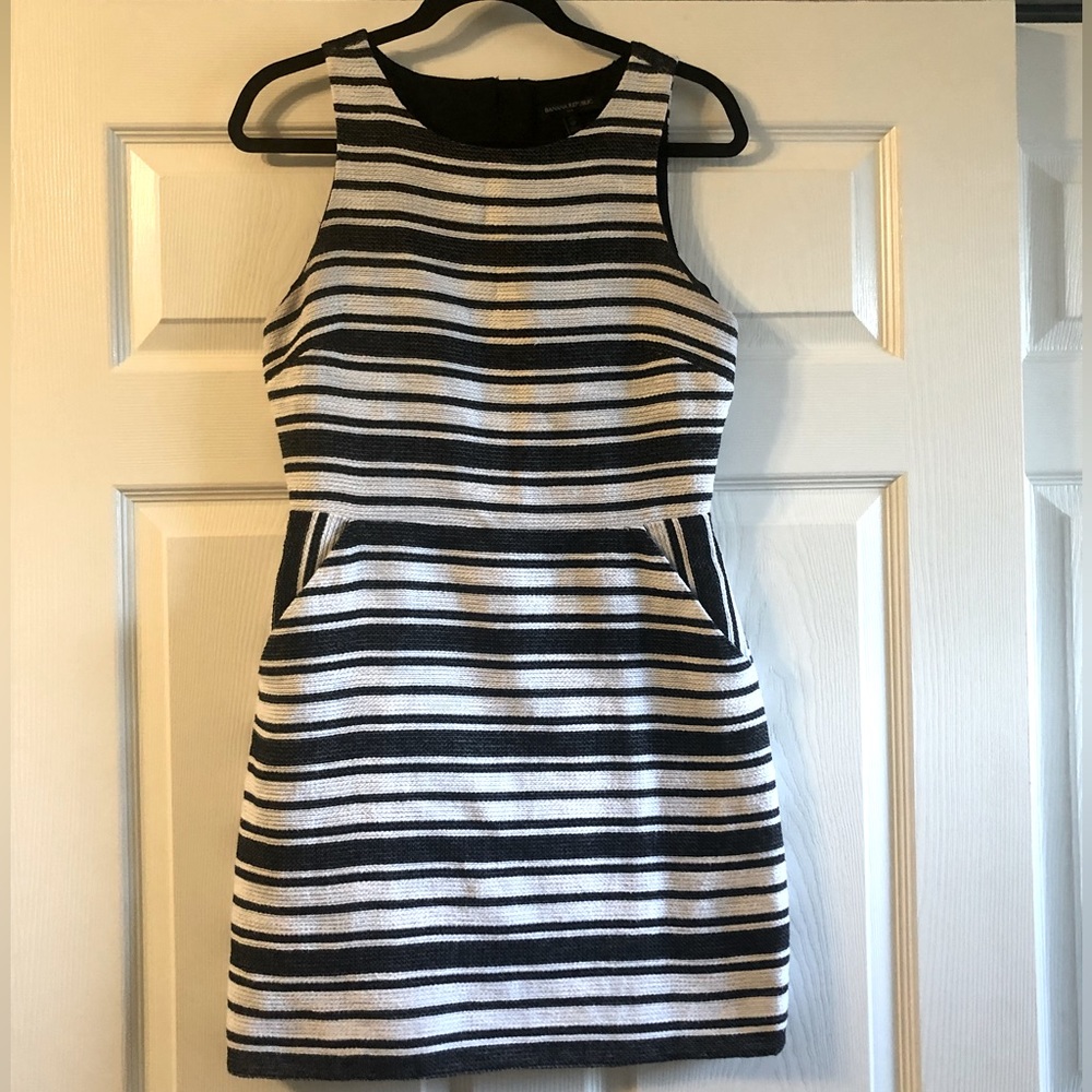 Women’s Petite Banana Republic Dress